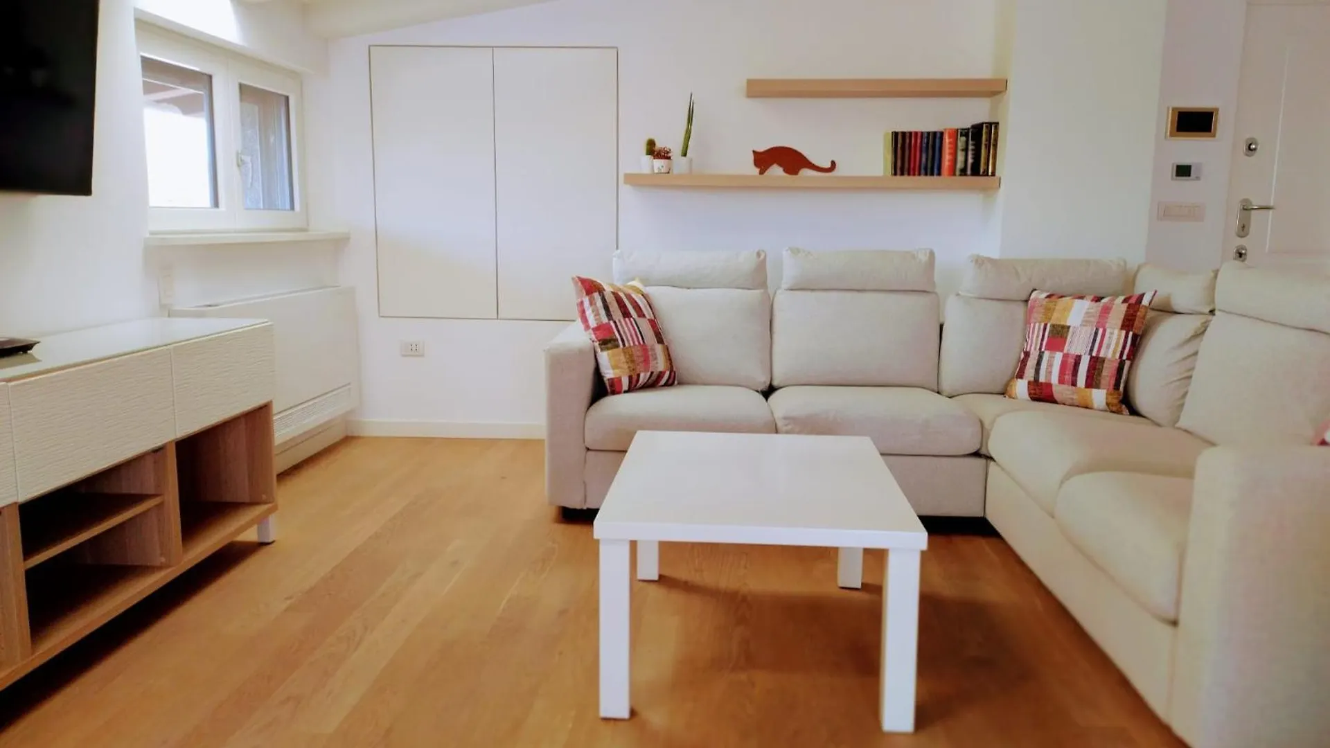 Cairoli7Novate-Mansarda Apartment Novate Milanese
